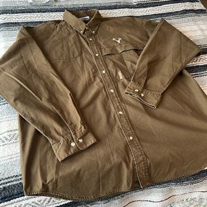 Columbia Hunting Outdoors Long Sleeve Quilted Khaki Green Deer Skill Button Down